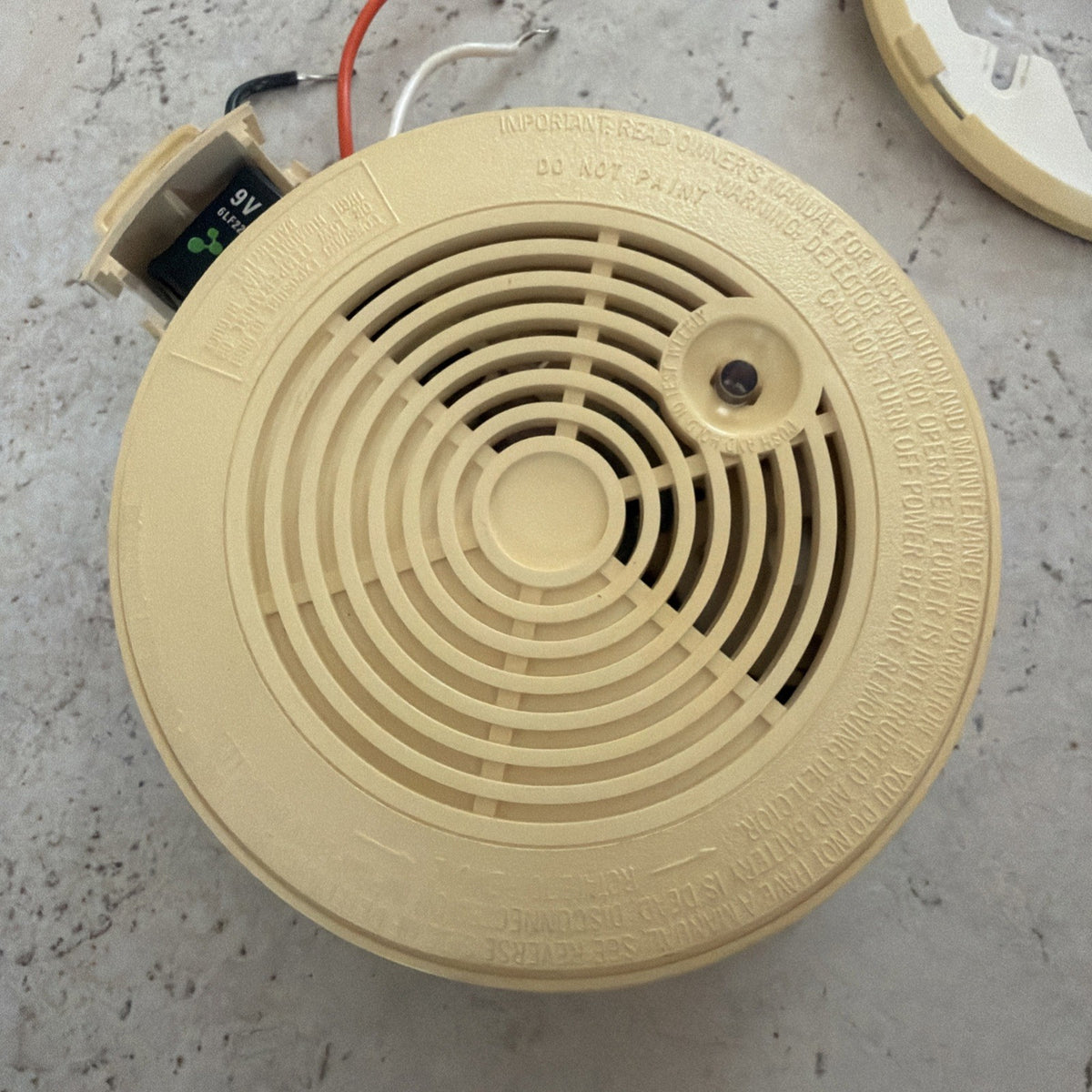 Lot of 4 BRK Hardwired Smoke Alarm Detectors with Battery Backup