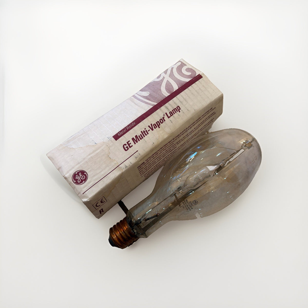 GE Multi-Vapor 360W Metal Halide Lamp for M59 Ballast