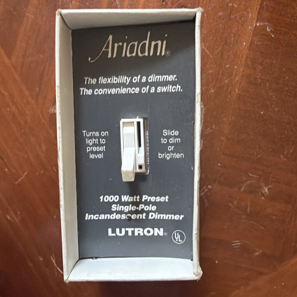 Lutron Toggler AY-10P-WH 1000W Single Pole Incandescent Dimmer Switch White