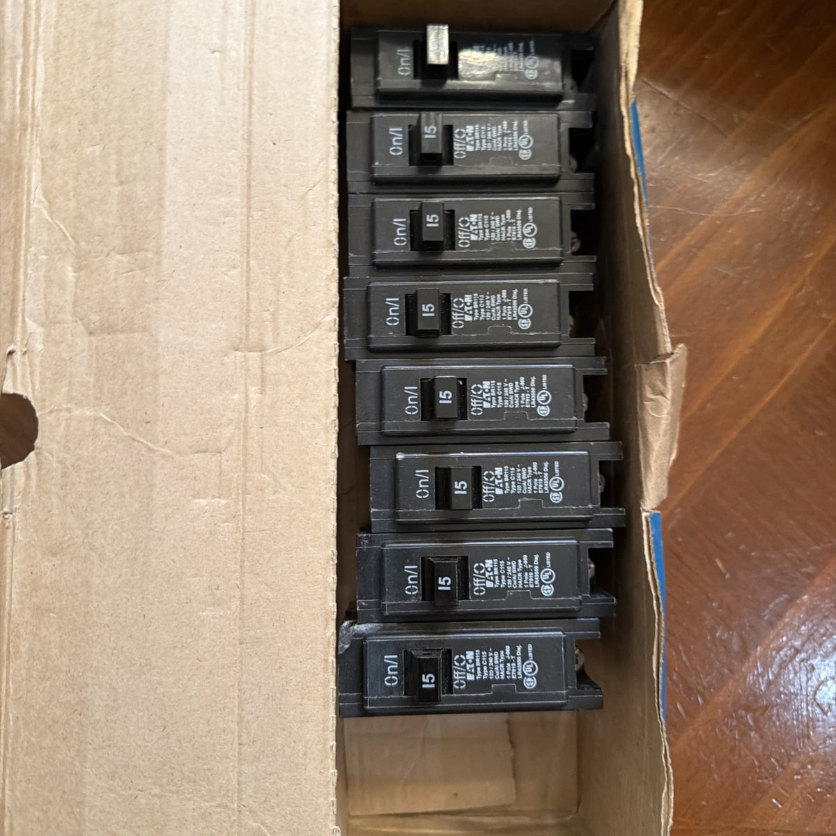 Lot of 8 Eaton BR115 15A Single Pole 120V Circuit Breakers