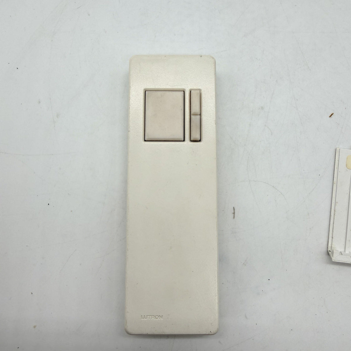Lutron Diva Paddle Dimmer Switch with Side Slider Ivory - Untested