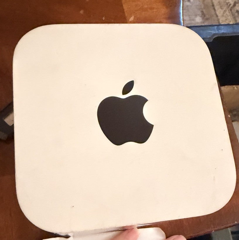 Apple AirPort Extreme Tower Dual-Band Wi-Fi Base Station Router White