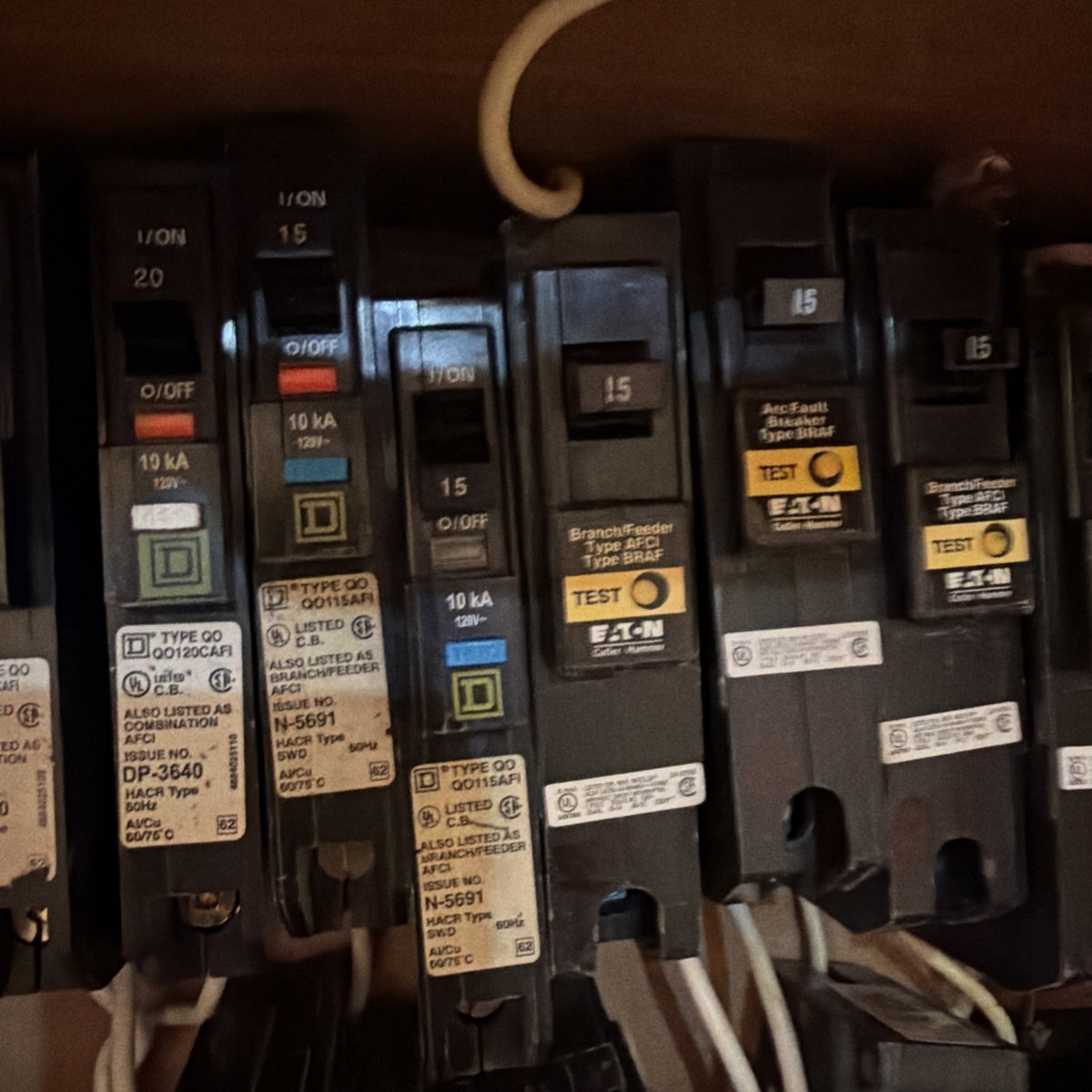 Bulk Lot of 22 AFCI GFCI Circuit Breakers Mix Eaton Square D QO 15A 20A