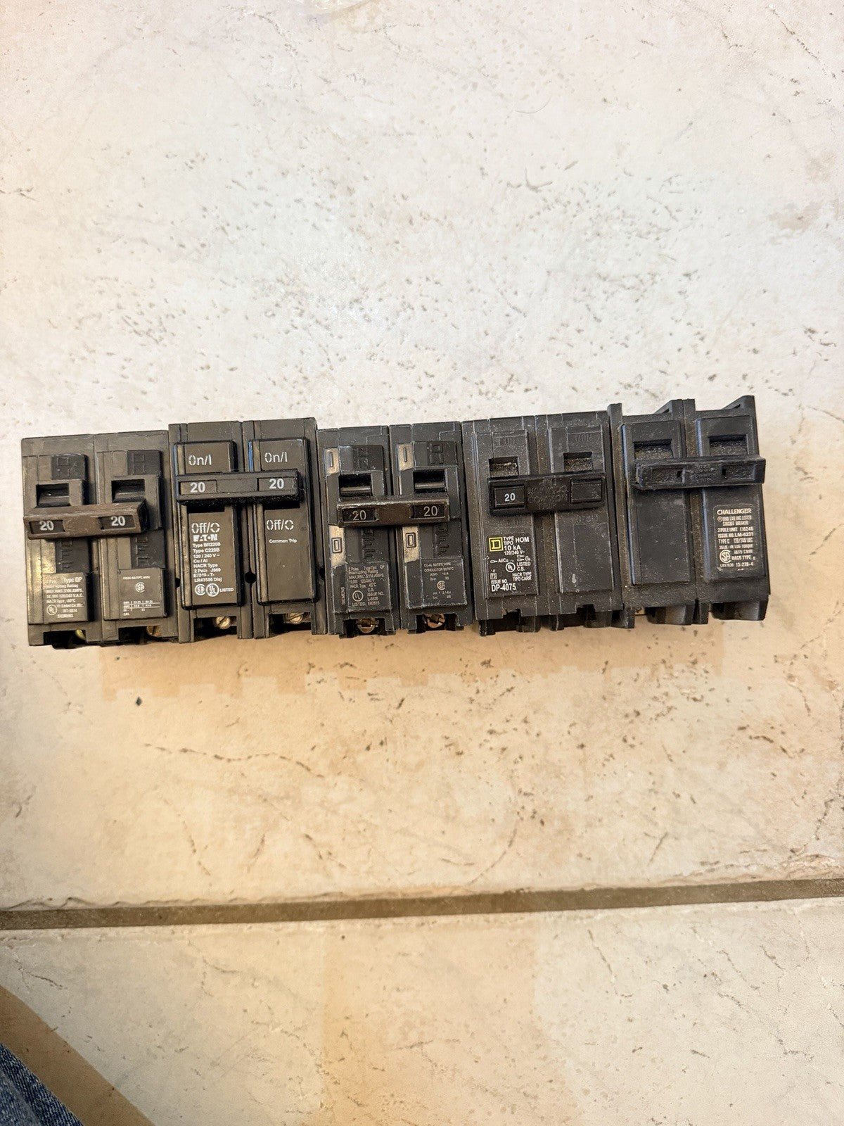 Lot of 5 Mixed 20 Amp 2-Pole Circuit Breakers Siemens Eaton Square D Challenger