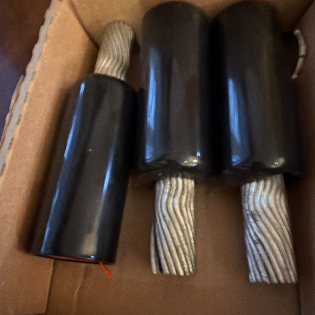 Box of 3 Ilsco CPML-750 Copper Compression Pigtail Adapters 750 kcmil 600V