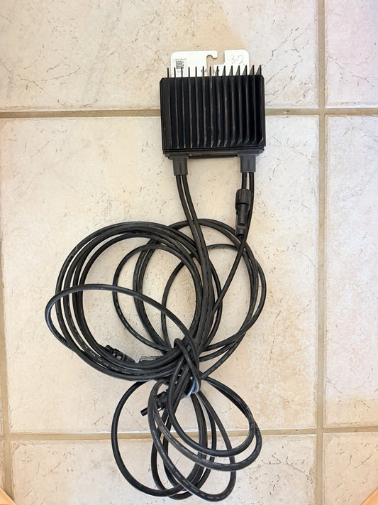 SolarEdge S1201 Solar Power Optimizer with Cables and Mounting Bracket - Used