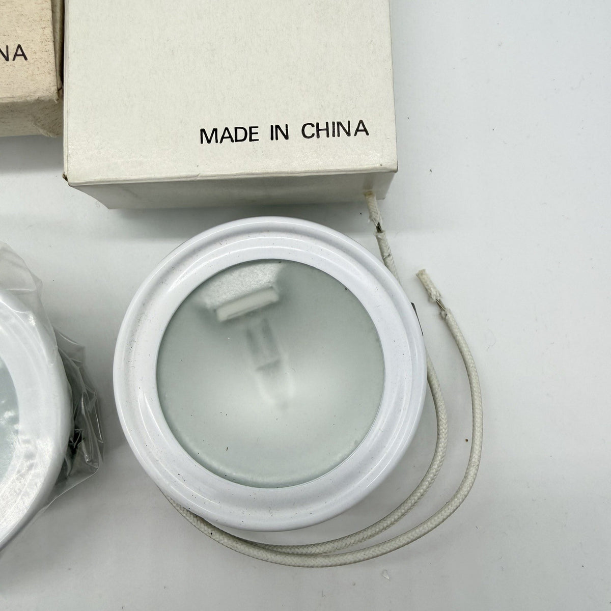 Set of 6 White Recessed Adjustable MR16 Low Voltage Light Fixtures with Frosted Glass
