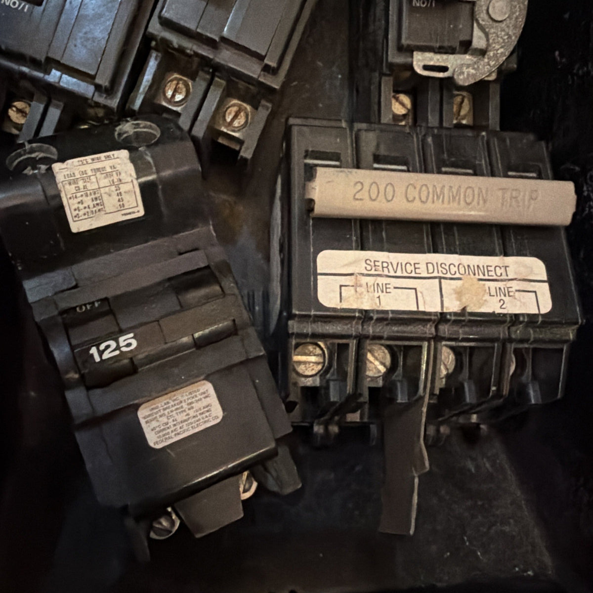 Bulk Lot Commercial Circuit Breakers Mix 100A 125A 200A Square D I-Line Siemens