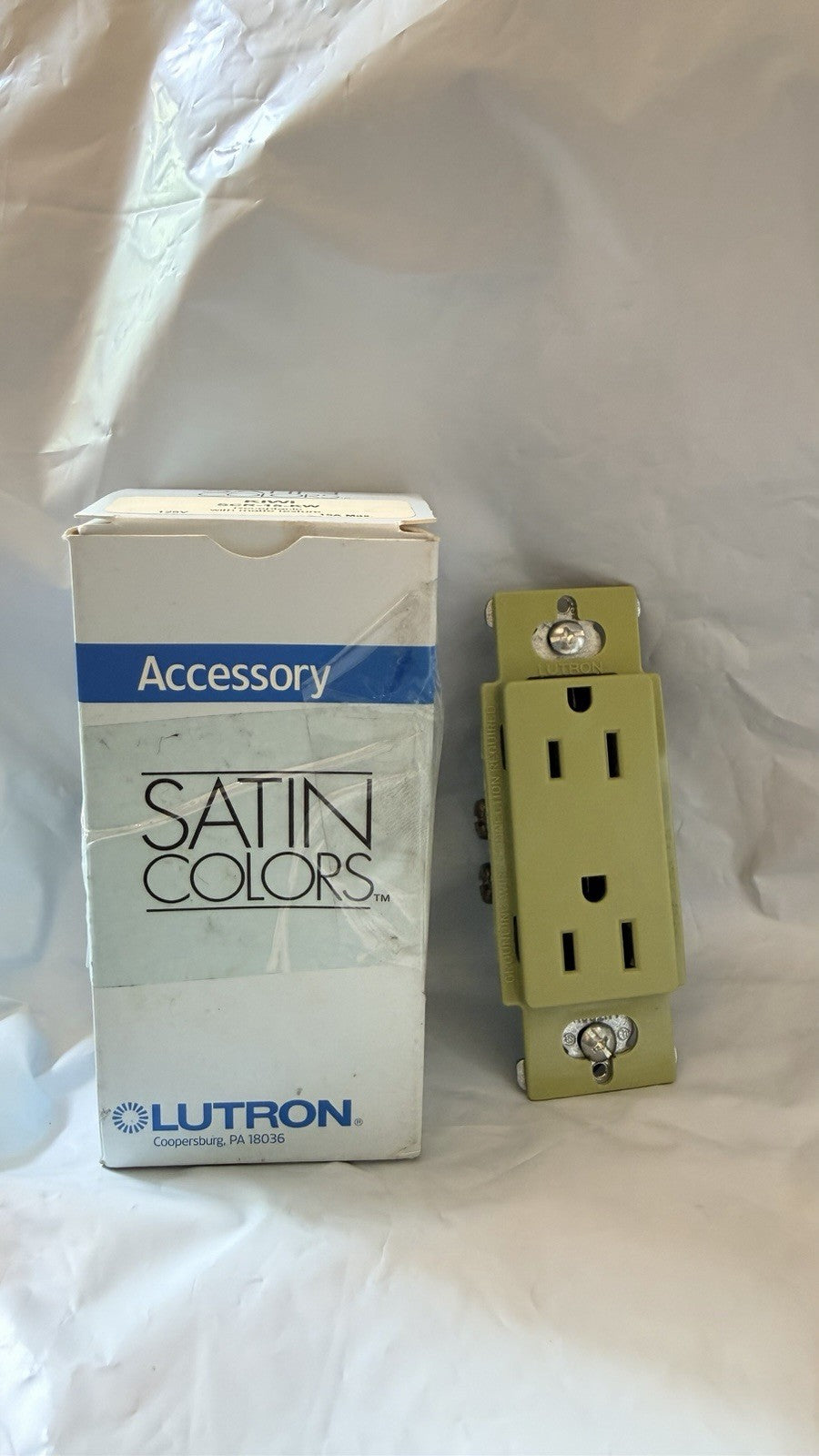 Lutron Satin Colors SCR-15-KW 15A 125V Duplex Receptacle Kiwi - Discontinued