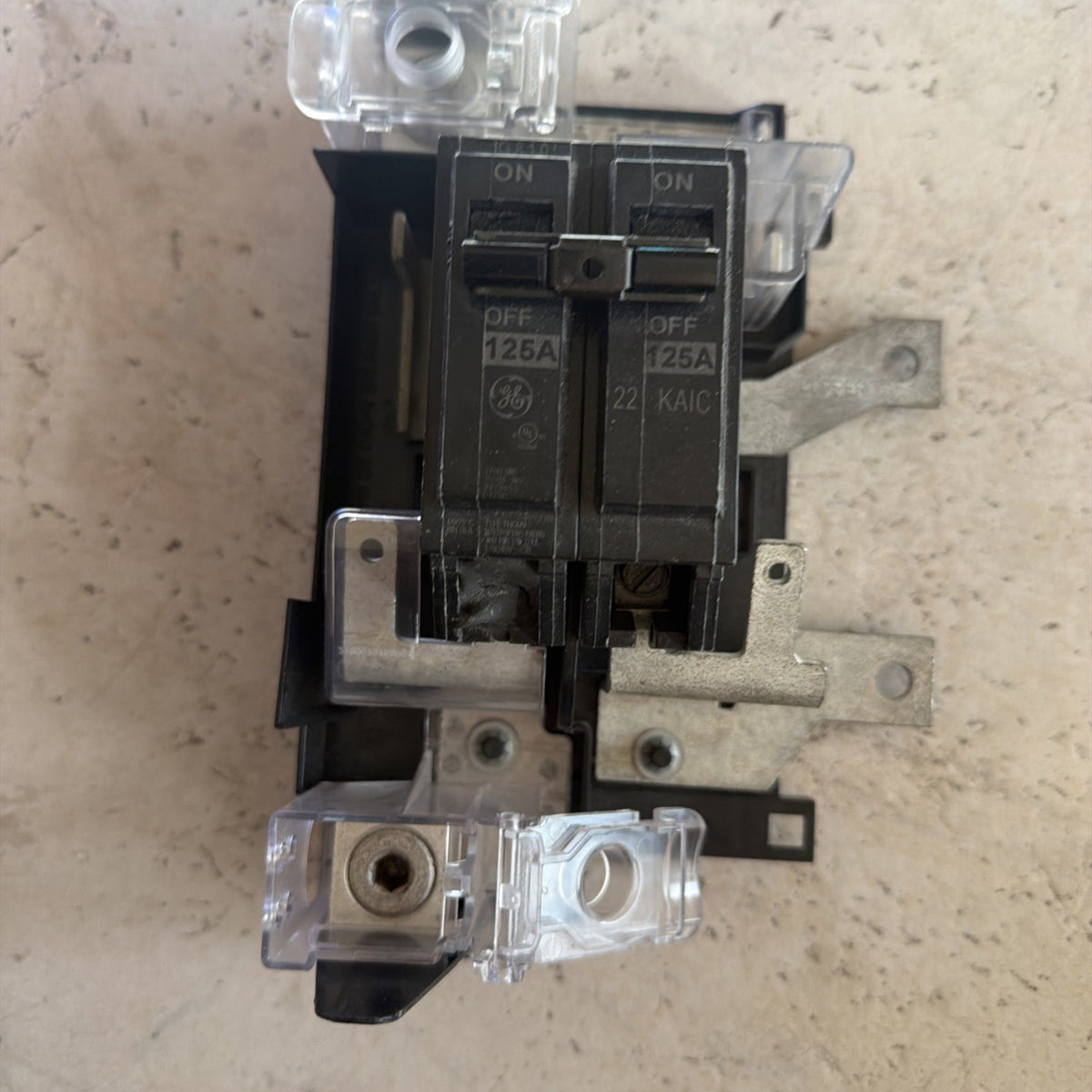GE THQMV125D 125 Amp 2-Pole Bolt-On Main Circuit Breaker Kit PowerMark Gold