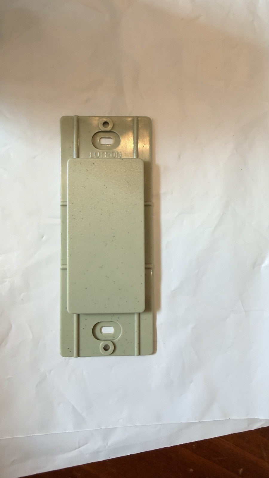 Lutron Satin Colors SC-BI-GB Blank Insert Greenbriar Matte - New Old Stock, Discontinued