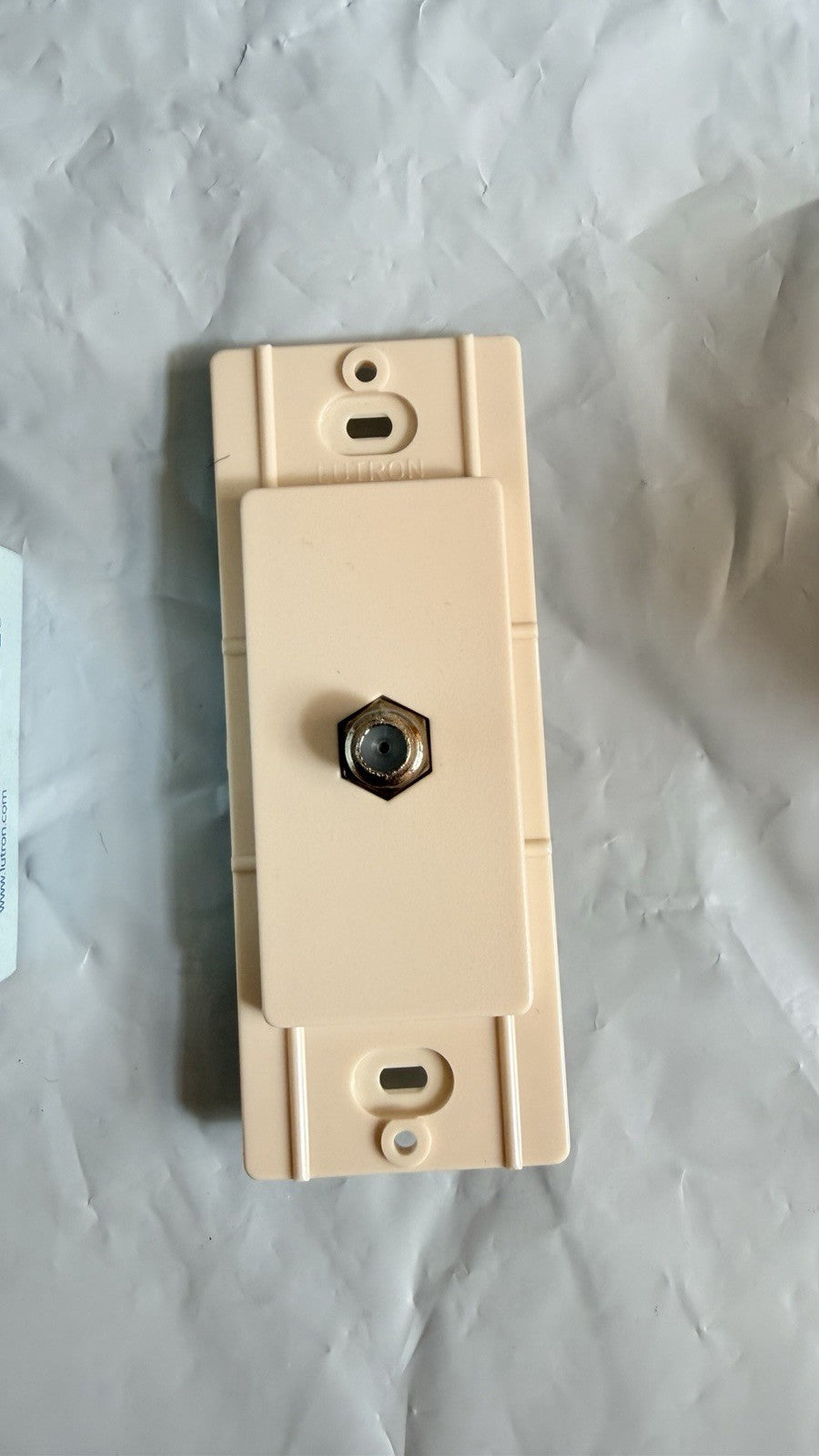Lutron SC-CJ-ES Satin Colors Cable TV Jack Coaxial F Connector Eggshell