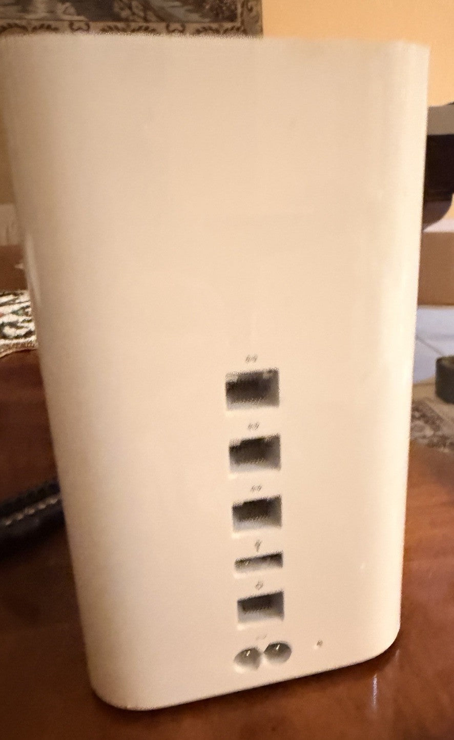 Apple AirPort Extreme Tower Dual-Band Wi-Fi Base Station Router White