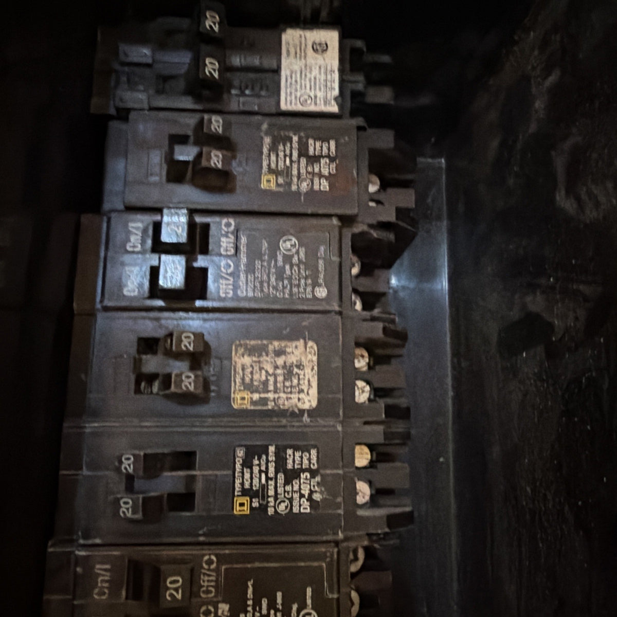 Lot of 13 Circuit Breakers 20A 2-Pole Siemens Eaton BR Contractor Pack