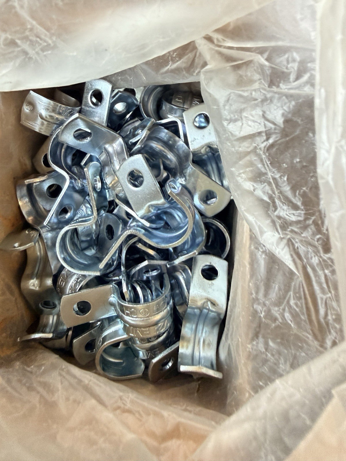 Lot of 94 Eaton Crouse-Hinds 200 1/2" EMT One Hole Snap-On Steel Conduit Straps