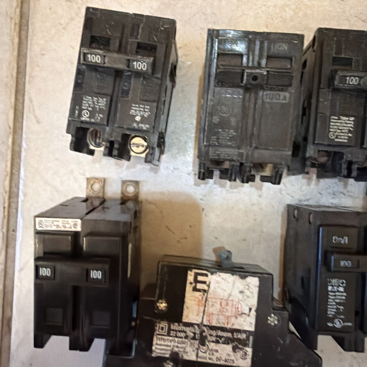 Lot of 10 100 Amp 2-Pole Circuit Breakers Mix Eaton GE Siemens Heinemann