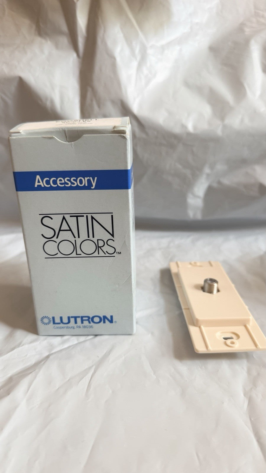 Lutron SC-CJ-ES Satin Colors Cable TV Jack Coaxial F Connector Eggshell