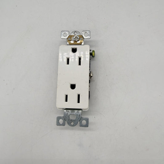 Leviton 15A 125V Grounding Duplex Receptacle Outlet White