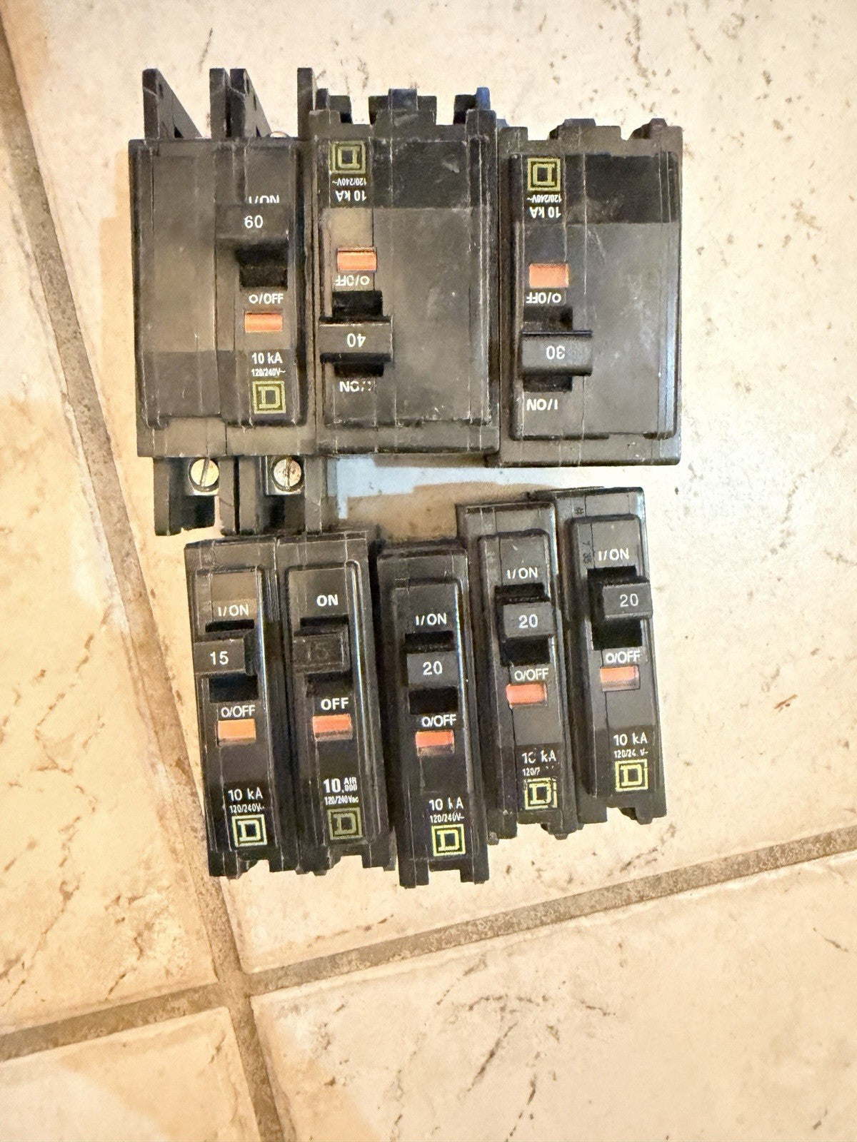 Lot of 8 Square D QO Circuit Breakers Assorted Amps Single and Double Pole